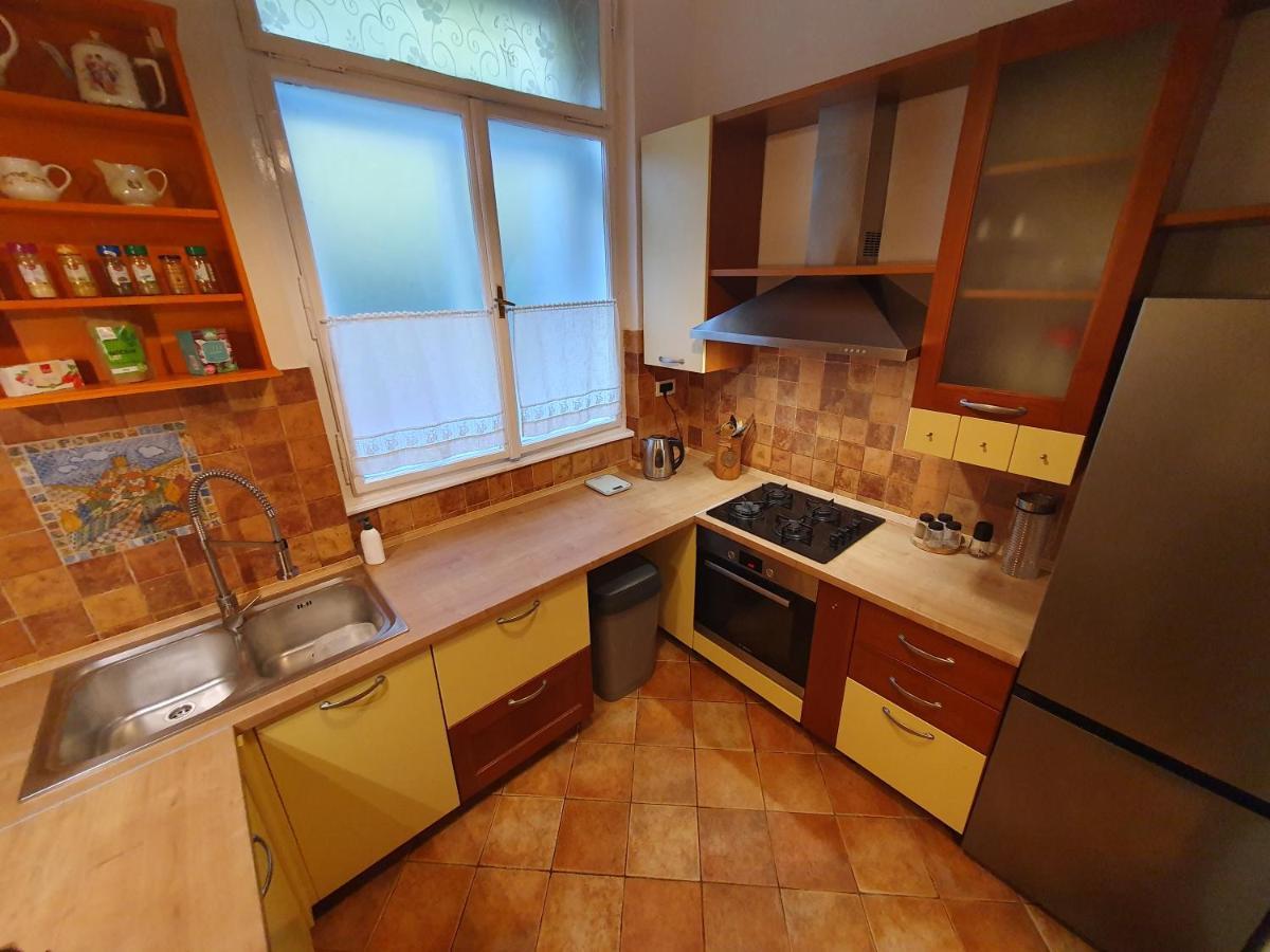 Lola Bivio Apartment Рийека Екстериор снимка
